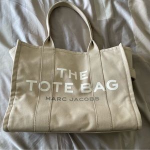 Marc Jacobs The Tote Bag